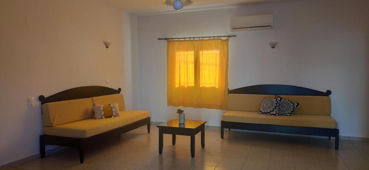 Georgia Apartment Lentas Bagian luar foto